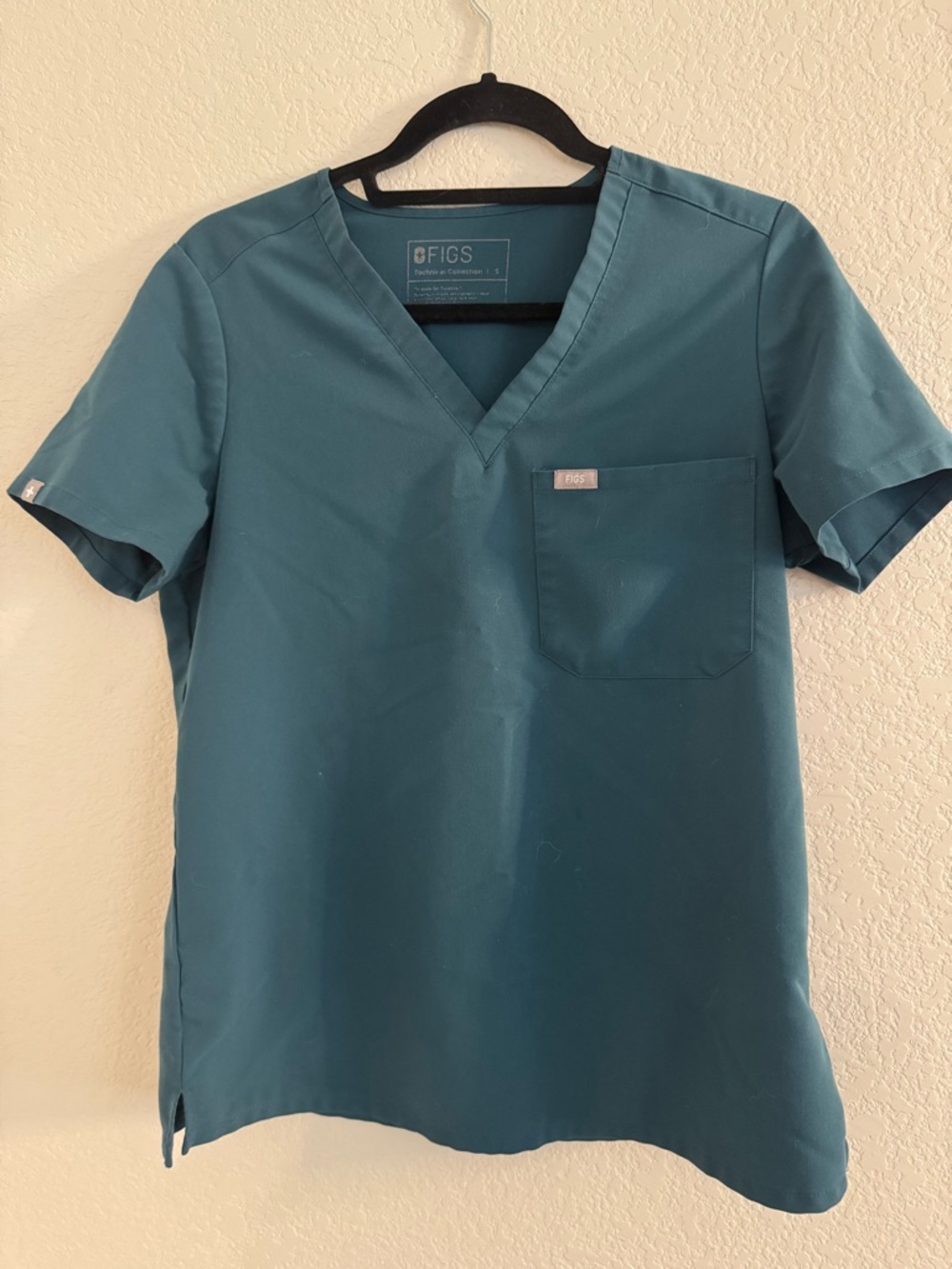 Figs Catarina One-Pocket Scrub Top